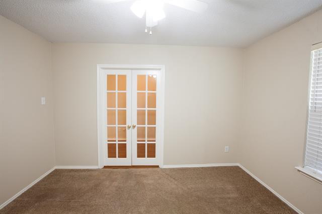 Building Photo - 1118 Water Oak Way