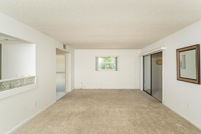 Building Photo - 22 Veronese Ct