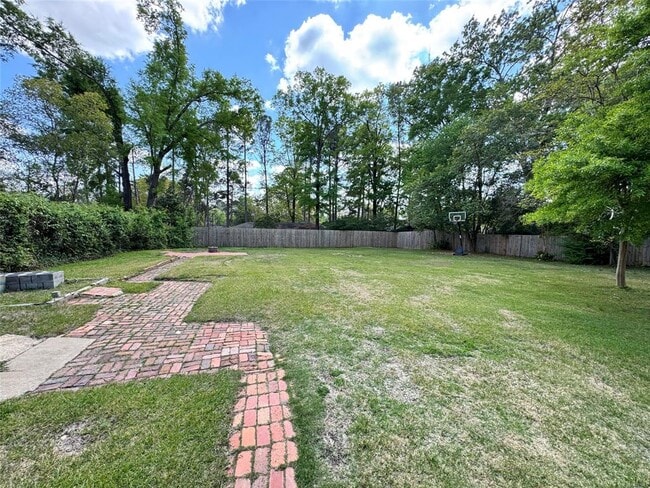 Building Photo - 1244 Gregory Ave