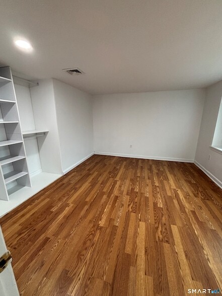 Building Photo - 76 Cannon St