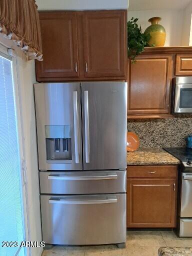 Building Photo - 1308 E Monroe St