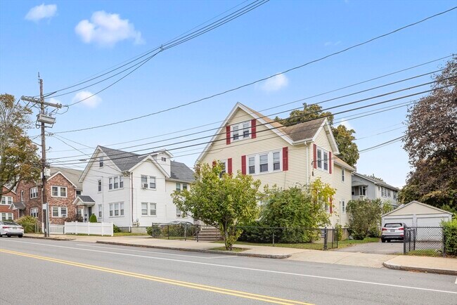 Building Photo - 180 Faneuil St