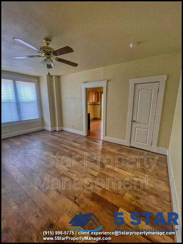 Building Photo - 2526 Yandell Dr