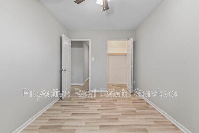 Building Photo - 5809 Layton St