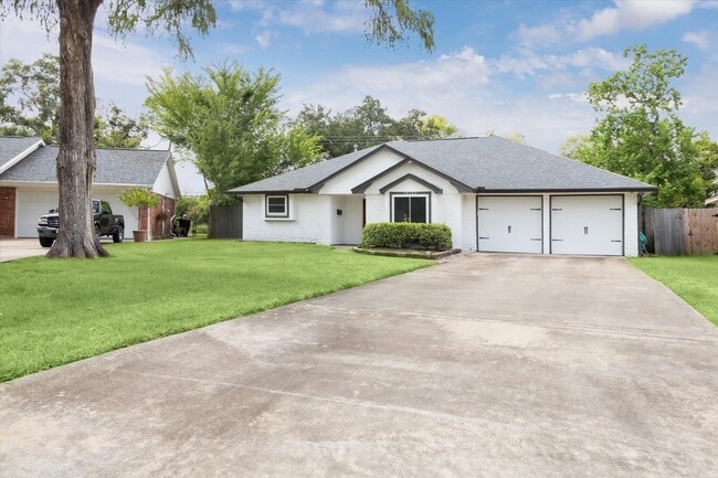 Building Photo - 10522 Barwood Dr