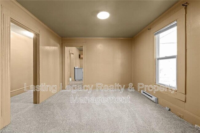 Building Photo - 212 N Laura Wall Blvd