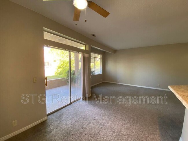 Building Photo - 2050 S 1400 E