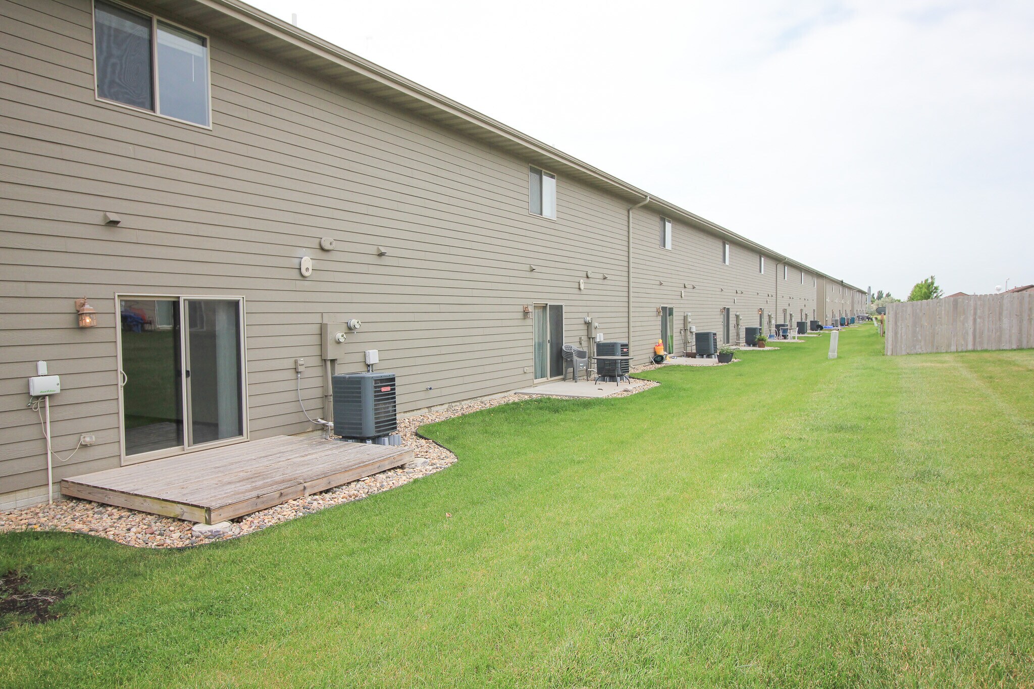 Building Photo - 1013 Tanner Ct