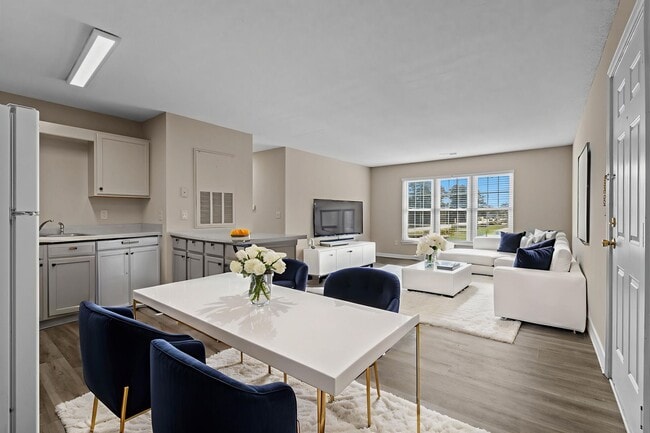 Building Photo - 2 bed 2 bath with a washer & dryer and all...