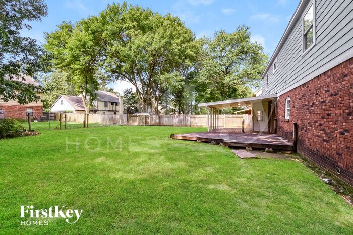 Building Photo - 6385 Kinston Park Dr