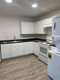 Building Photo - 5833 Cowden St