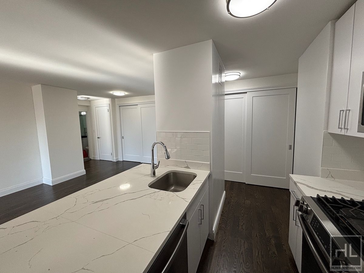 Building Photo - East 82nd Street