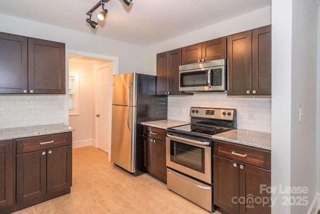 Building Photo - 1734 Matheson Ave