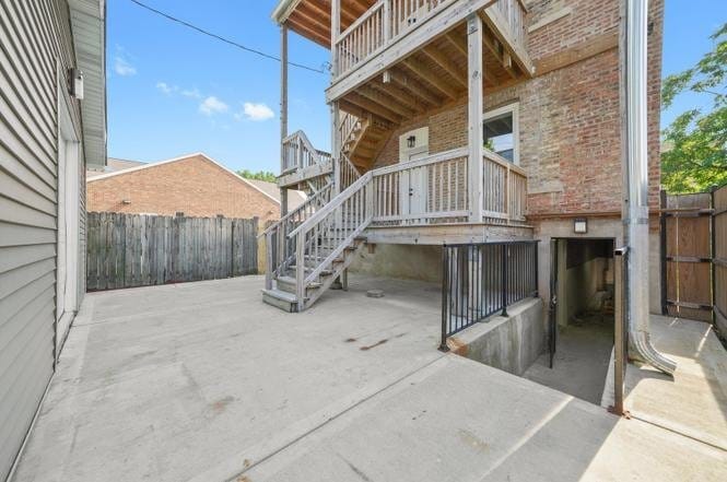 Building Photo - 322 S Kostner Ave