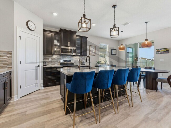 Building Photo - 34266 Radley Wy