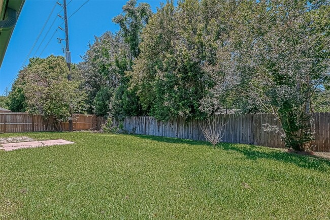 Building Photo - 923 Mayweather Ln