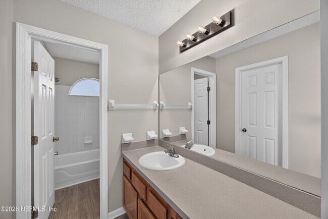 Building Photo - 8519 Blazing Star Ct