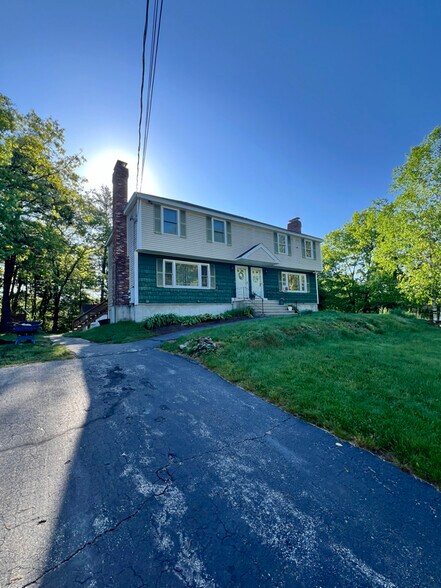 Primary Photo - 1 Blueberry Rd