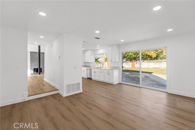 Building Photo - 22042 Tanager St