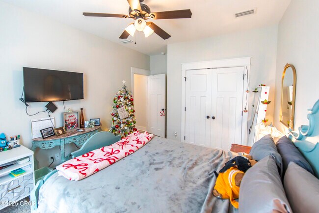 Building Photo - 325 Turtle Cove