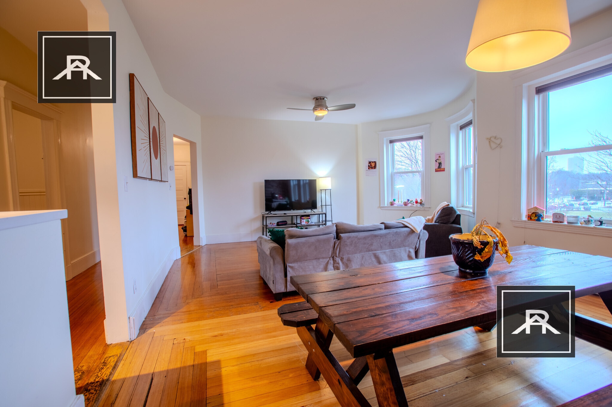 Building Photo - 256 Aspinwall Ave