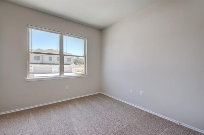 Building Photo - 1204 Garland Rd