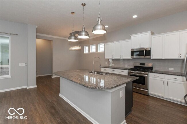 Building Photo - 5816 Wheeler Rd