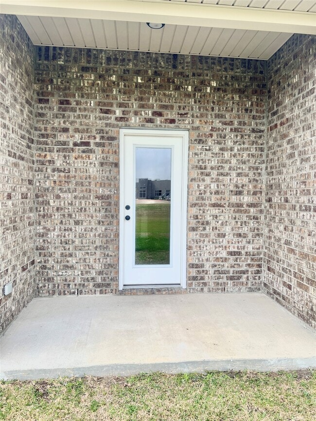 Building Photo - 102 J Leigh Ln