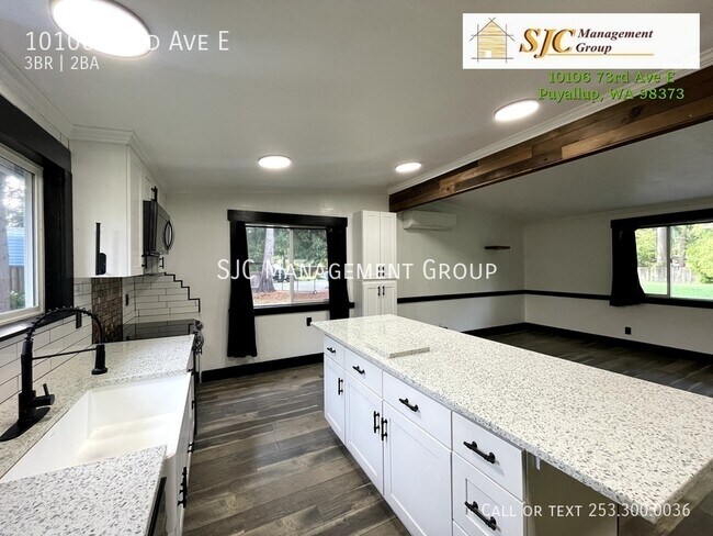 Building Photo - 10106 73rd Ave E