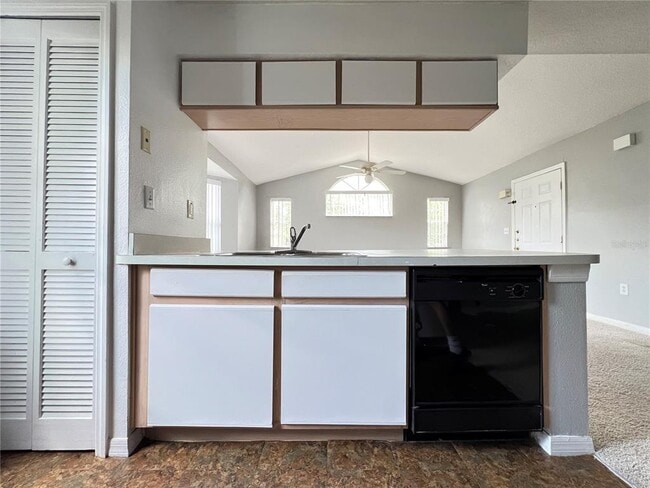 Building Photo - 8710 Rain Forest Pl