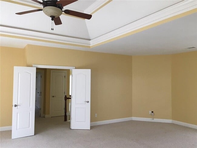 Building Photo - 5575 Toccoa Dr