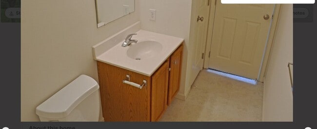 Building Photo - Lovely Conrad Weiser townhome