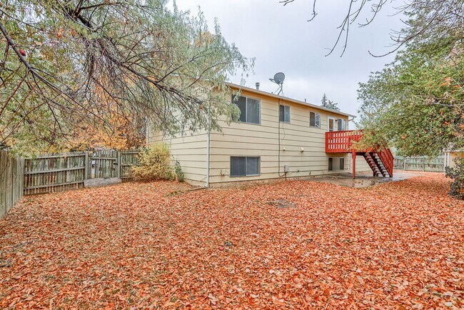 Building Photo - 836 Winchester Dr