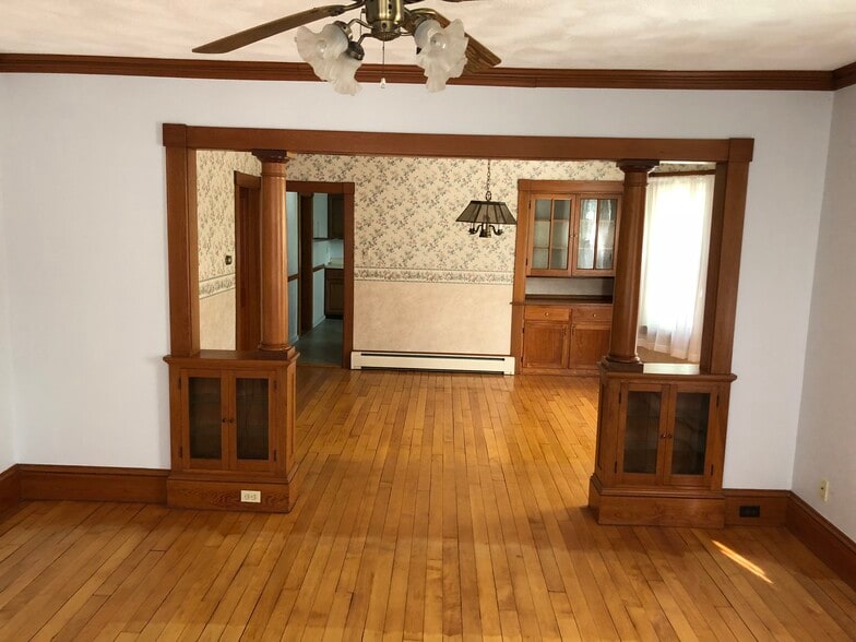 Dining room - 465 Beacon St