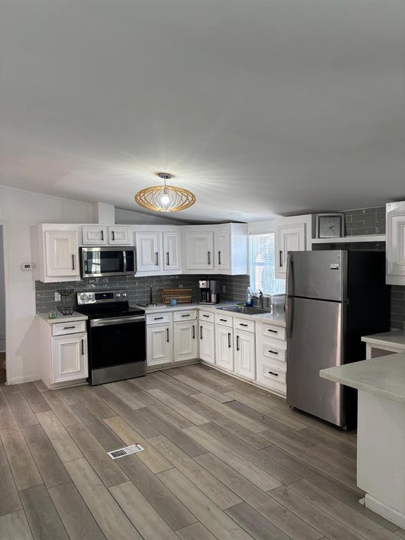 Building Photo - 1109 Hurst Creek Rd