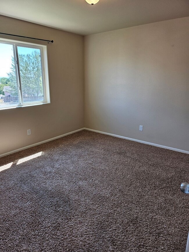 Building Photo - 5112 Tabor Lane