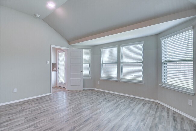 Building Photo - 6930 Scarlet Sagebrush St