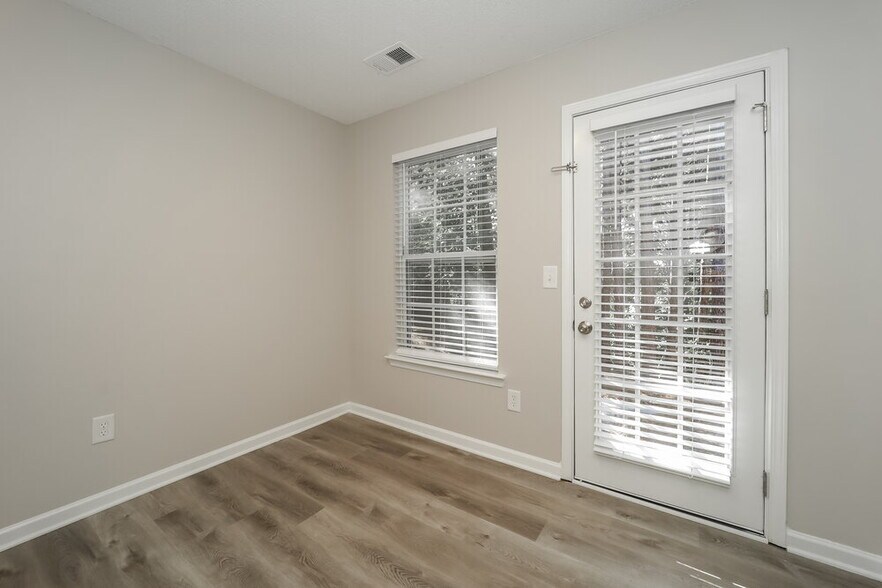 Building Photo - 229 Lossie Ln