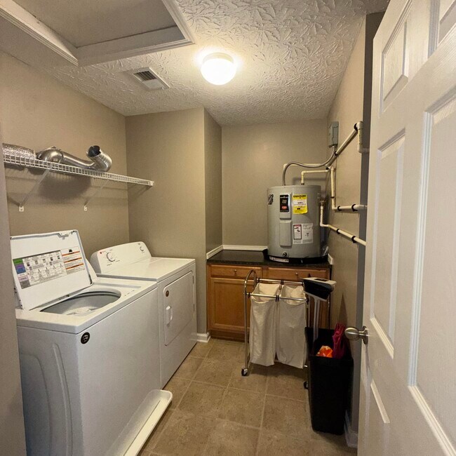 Building Photo - 4613 Marcus Trail