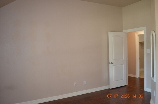 Building Photo - 9638 Castlerock Tr