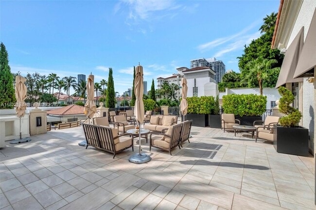 Building Photo - 19925 NE 39th Pl