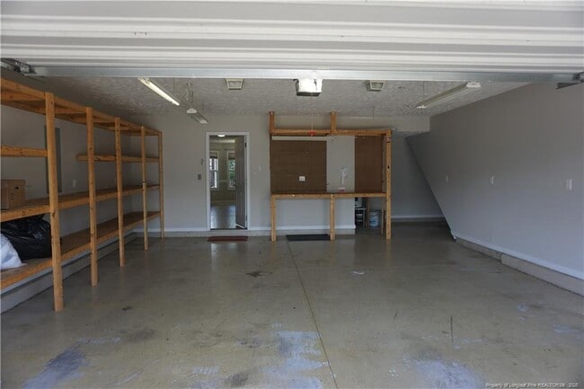 Building Photo - 2913 Aristocrat Ln