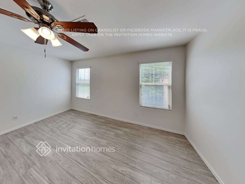 Building Photo - 496 N Ranger Trail