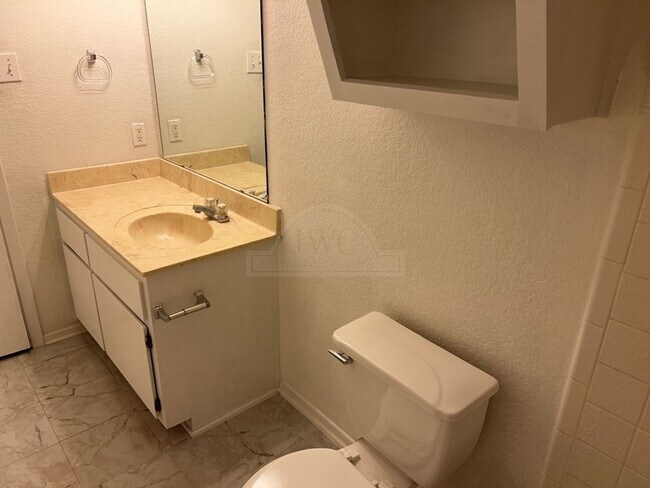Building Photo - 4608 Fieldstone, Killeen