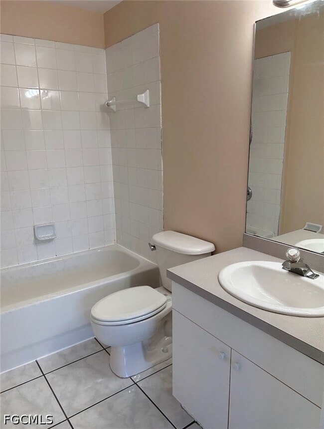 Building Photo - 4346 SW 7th Pl