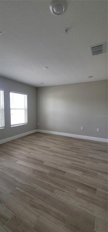 Building Photo - 5351 Bridge St