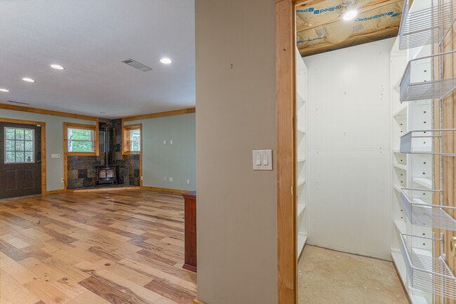 Building Photo - 292 Holly Cove Cir