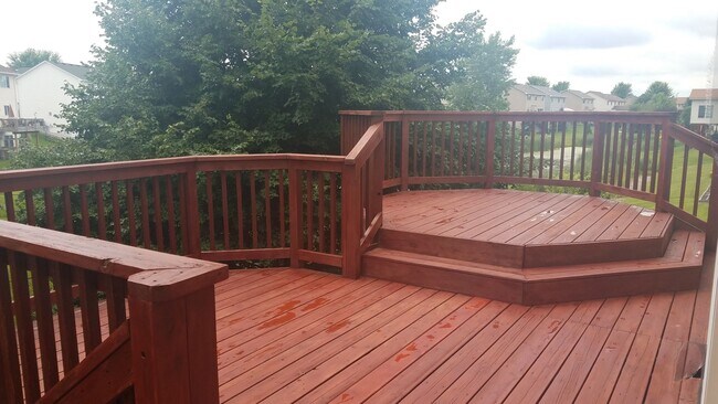 Building Photo - Spacious 4bed 3.5bath Single Family Home in Shakopee.  Featuring an in-home Theater