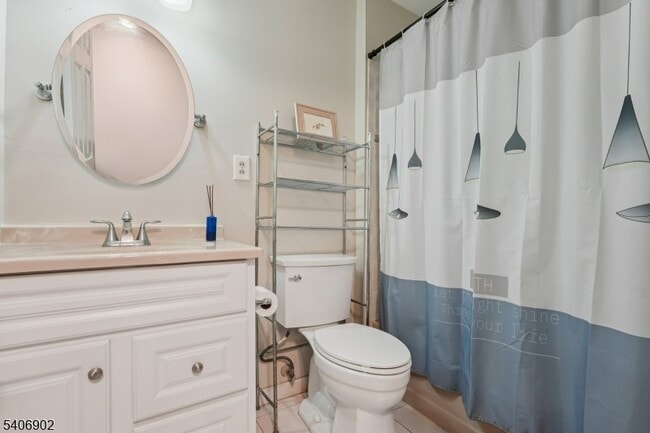 Building Photo - 10 De Palma Ct