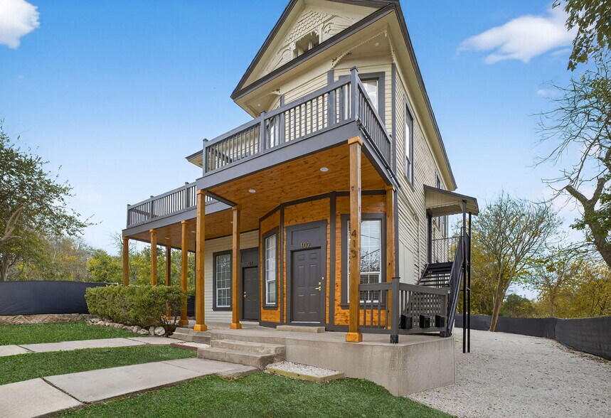 Building Photo - Nopal House